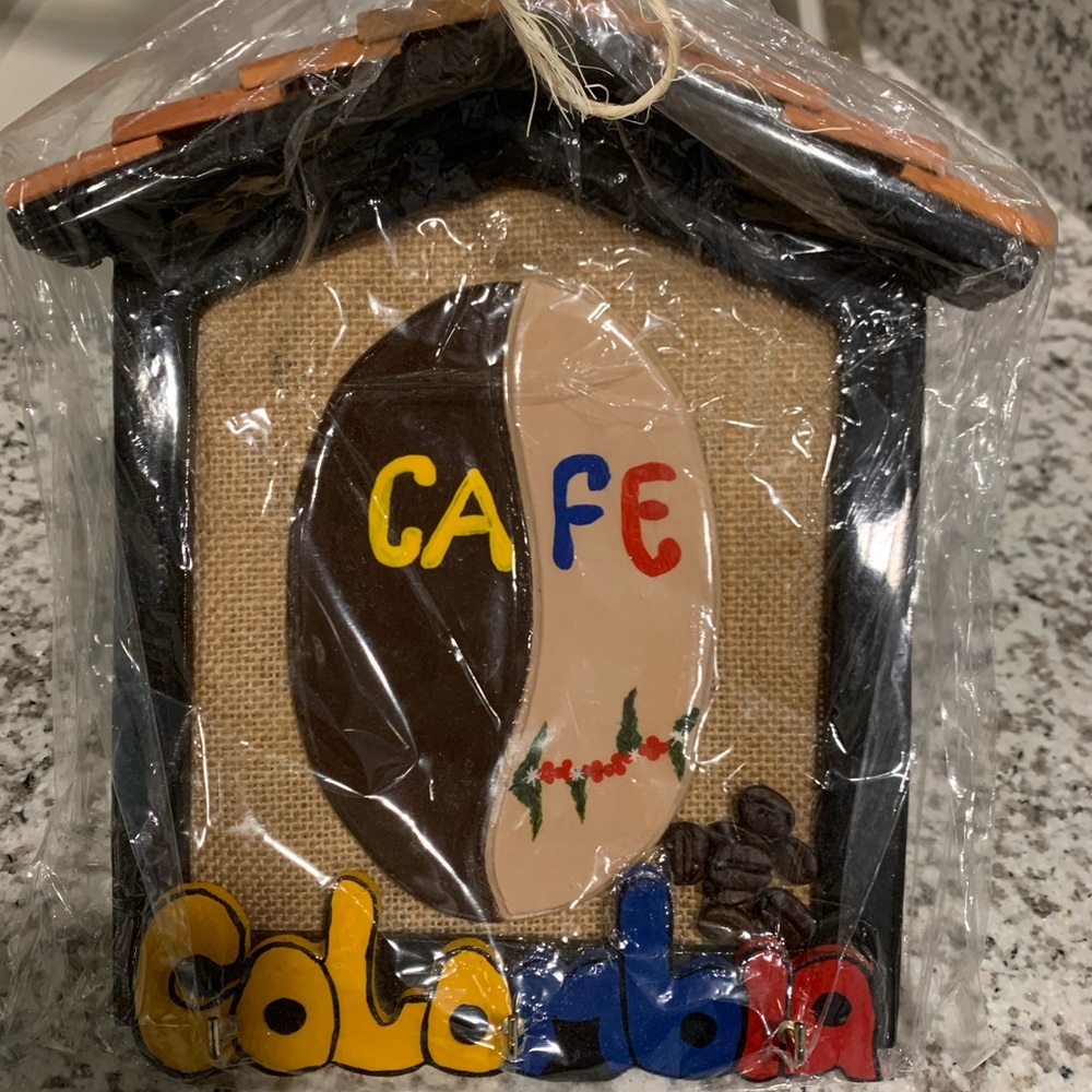 Colombia 🇨🇴 Key Storage - Picture 4 of 7